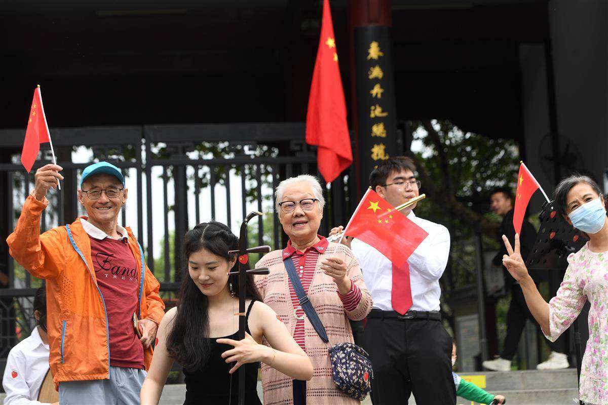 冰球突破游戏规则